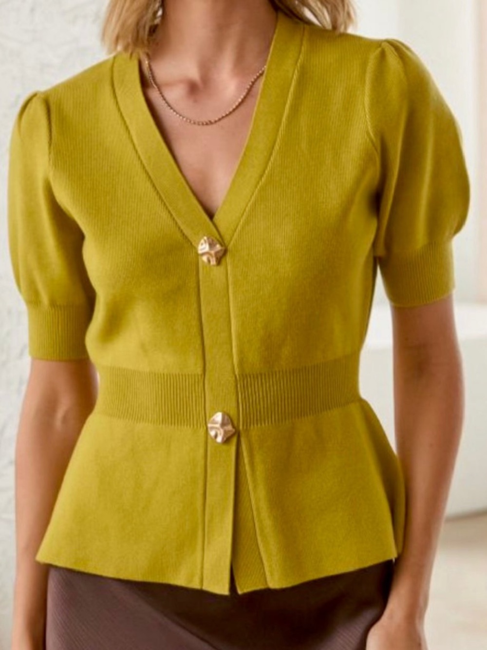New w tags. Skies are Blue short sleeve sweater. Chartreuse